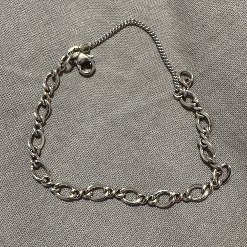Elegant Silver Chain Bracelet
